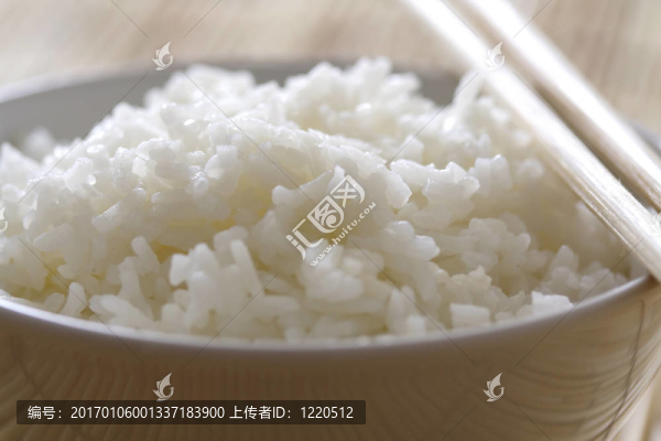 碗里的飯