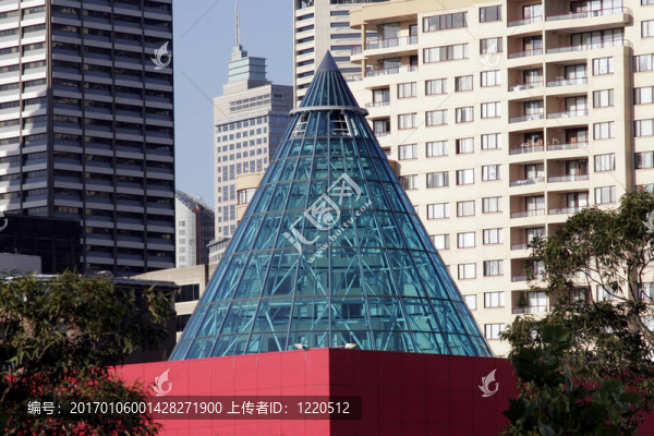建設現(xiàn)代錐