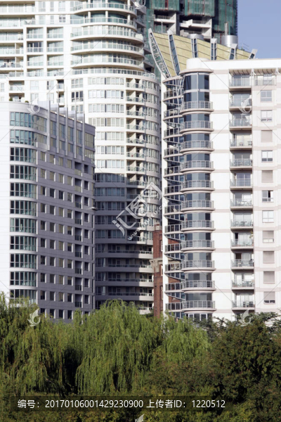 城市的公寓樓