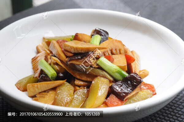 黃燜春筍-匯圖網(wǎng) www.fosd68.com 黃燜春筍