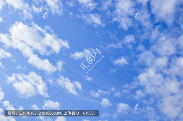 藍(lán)天白云天空背景