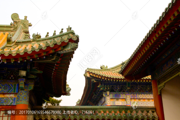 山門,局部