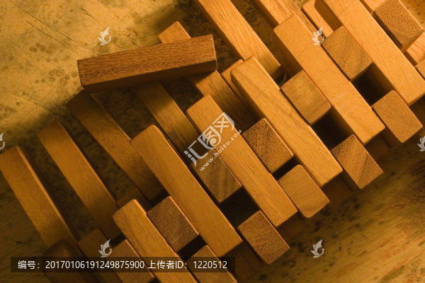 豐富美麗的木制紋理積木。