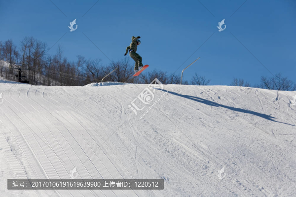 019,snowboad滑雪跳躍