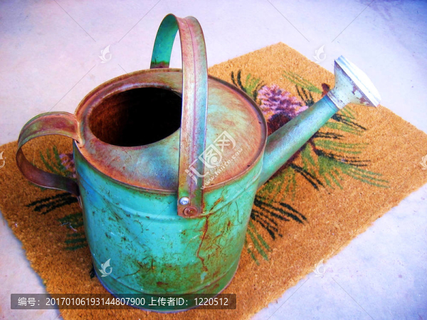 古董噴壺