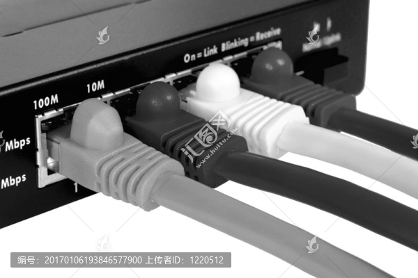 路由器和電纜。