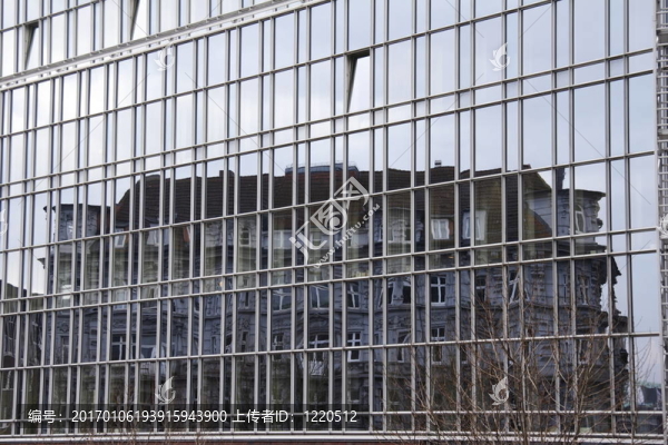 在溫室里的海市蜃樓