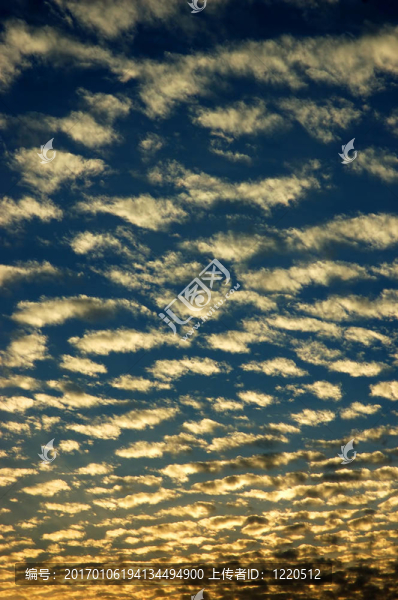 多云的天空-匯圖網(wǎng) www.fosd68.com 多云的天空