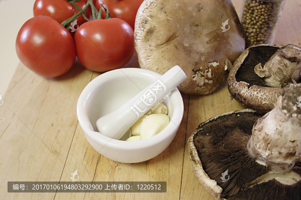 番茄蘑菇大蒜