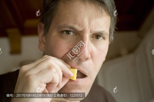 鮑勃吃菠蘿