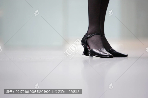 等待一份工作