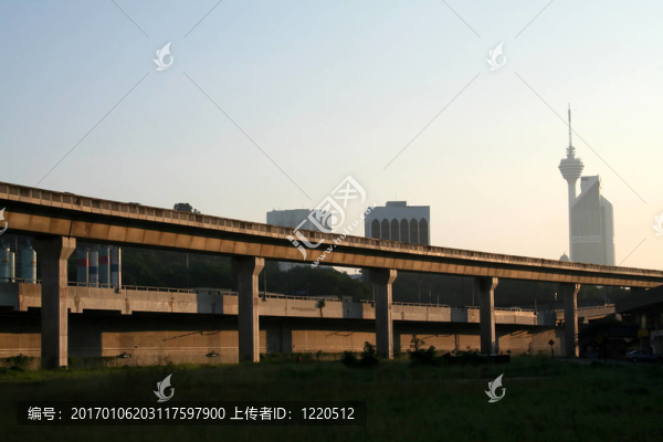 高架鐵軌