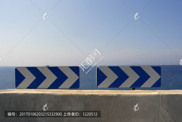 箭頭標志的海洋