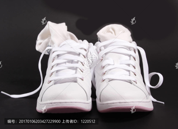 一雙鞋