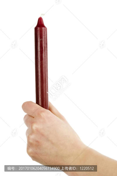 手持蠟燭