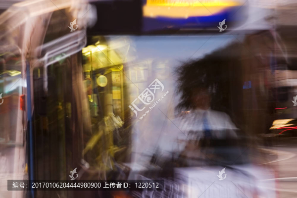 摘要有軌電車