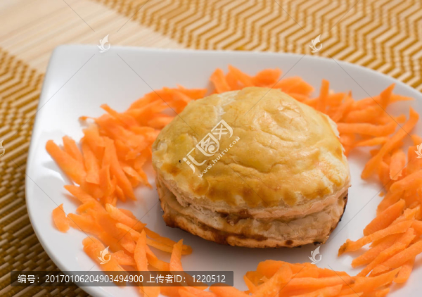 肉餡餅和胡蘿卜