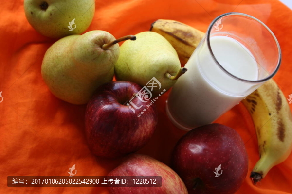 牛奶