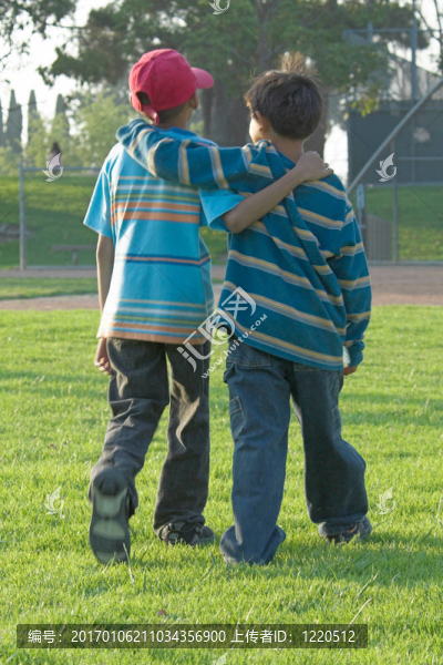 幾個(gè)朋友-匯圖網(wǎng) www.fosd68.com 幾個(gè)朋友