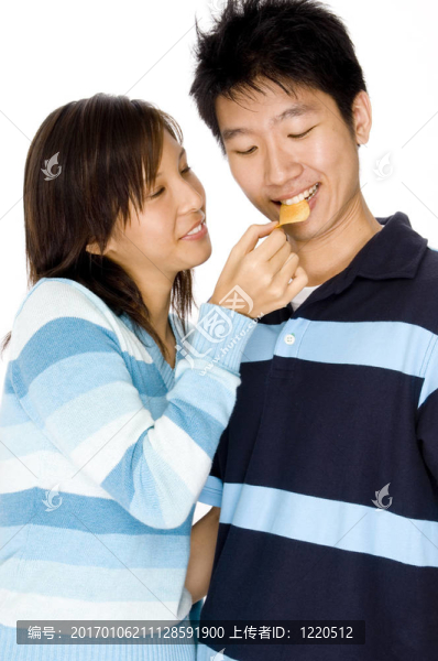 喂他