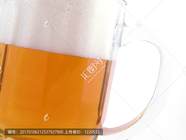 金色的啤酒