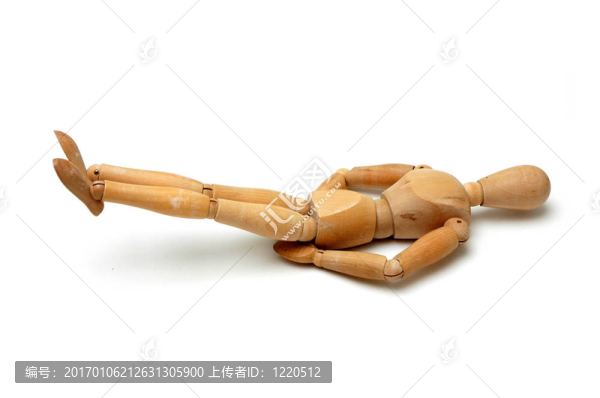 雕像-舉腿