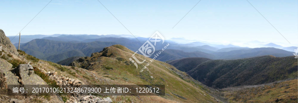 山全景