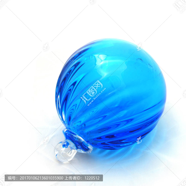 藍色的玻璃飾品