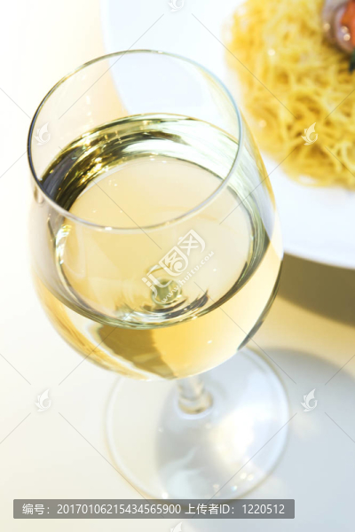 白葡萄酒