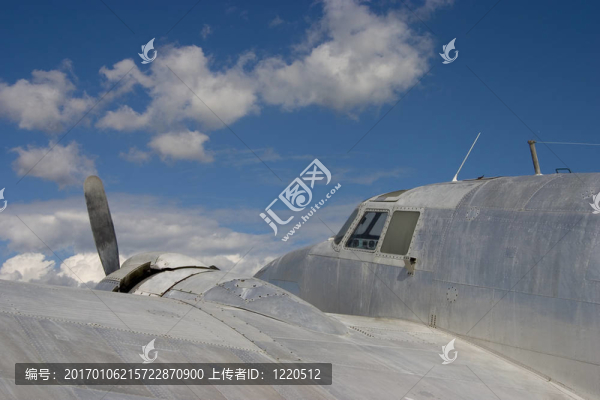 螺旋槳飛機(jī)2