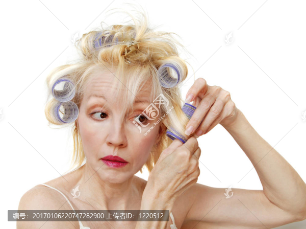 卷發(fā)的女人