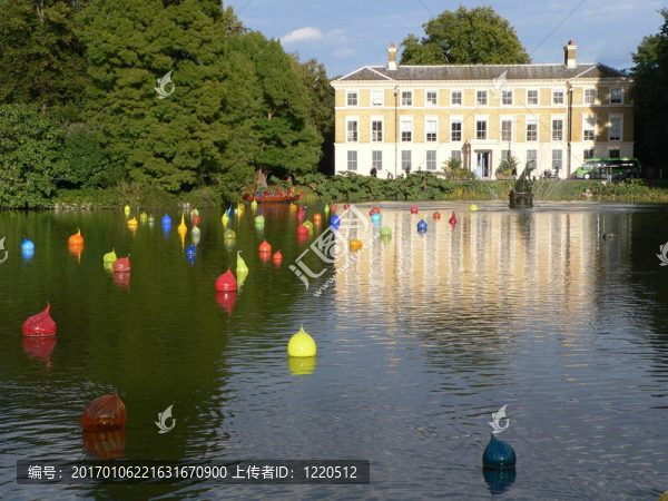 英國(guó)皇家植物園的湖