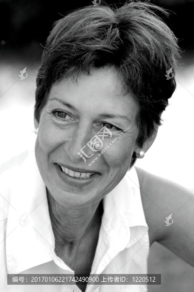 微笑-匯圖網(wǎng) www.fosd68.com 微笑