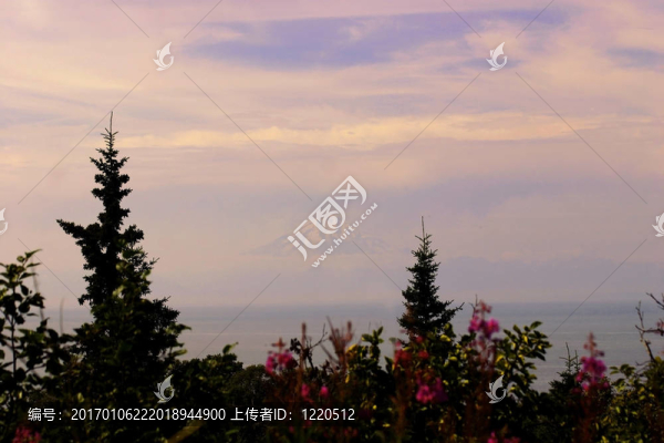 漂浮的山