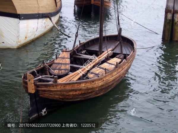 舊貨船行