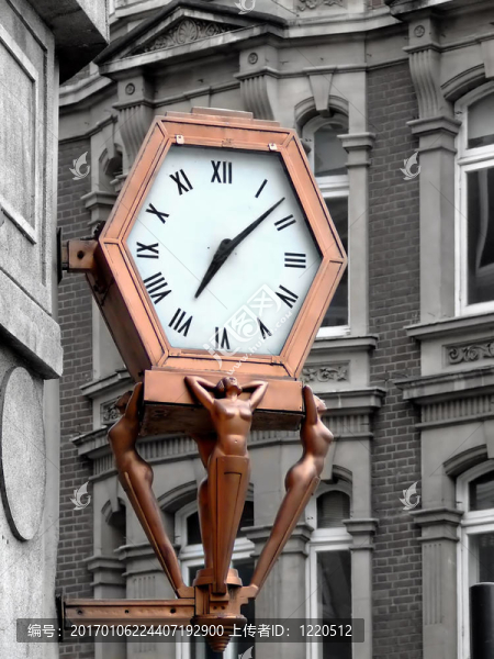 青銅公共時(shí)鐘-匯圖網(wǎng) www.fosd68.com 青銅公共時(shí)鐘