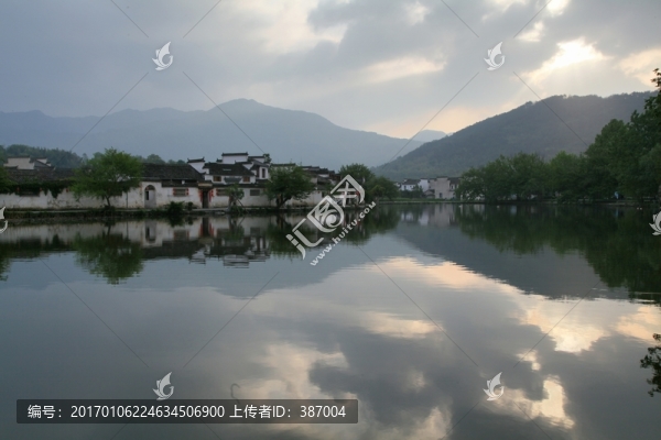 安徽宏村,南湖