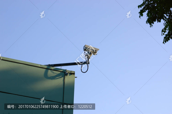安全攝像機(jī)