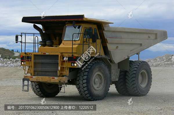 礦用卡車