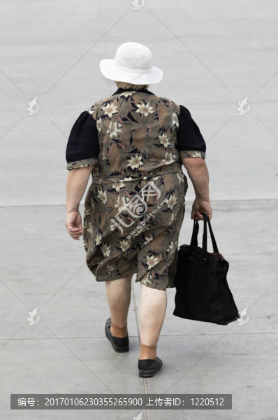 老女人