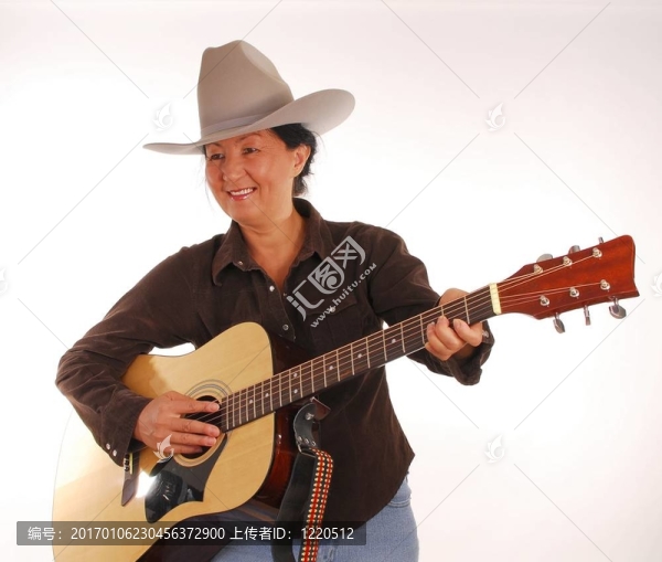 吉他的女人13