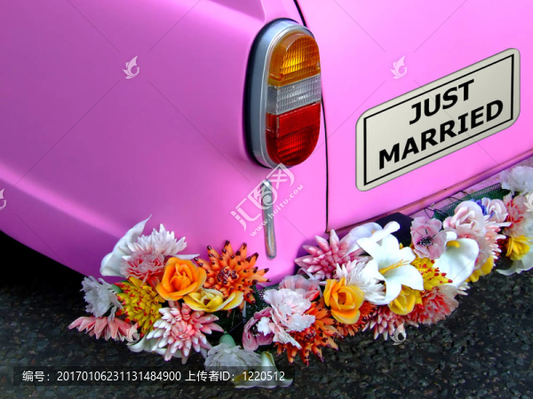剛剛結(jié)婚