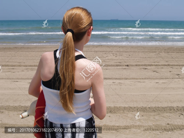 在海灘上-匯圖網(wǎng) www.fosd68.com 在海灘上