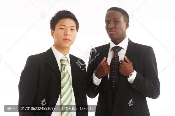 嚴重的