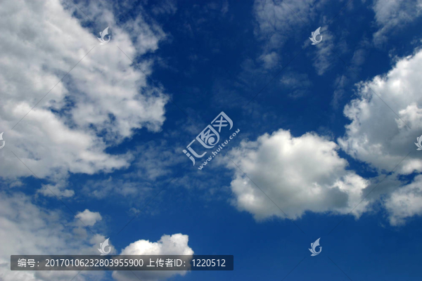 云在天空
