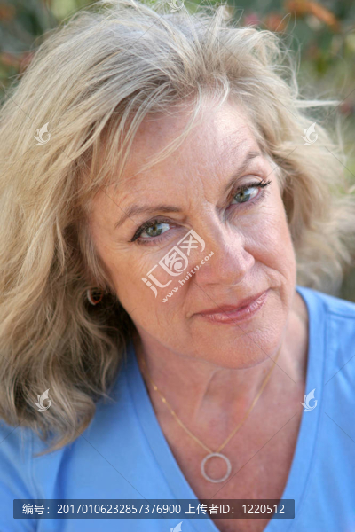 面對(duì)經(jīng)驗(yàn)-匯圖網(wǎng) www.fosd68.com 面對(duì)經(jīng)驗(yàn)