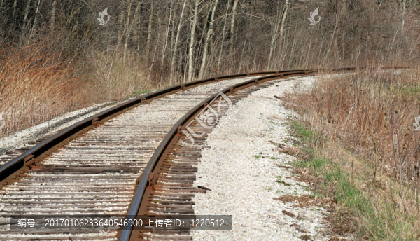 鐵路彎道-匯圖網(wǎng) www.fosd68.com 鐵路彎道