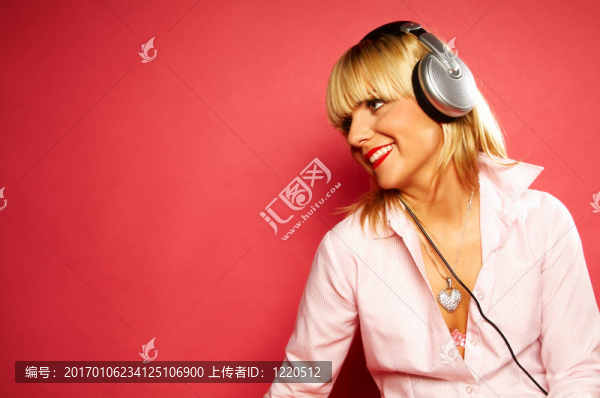 聽(tīng)音樂(lè)2