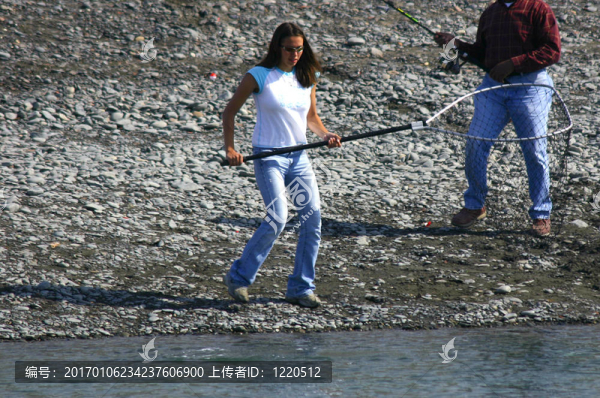 女孩與網(wǎng)