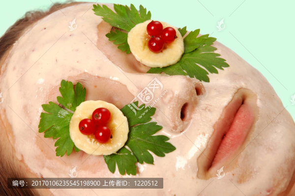 豐富多彩的面膜